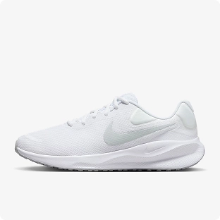 Nike Revolution 7 running shoe